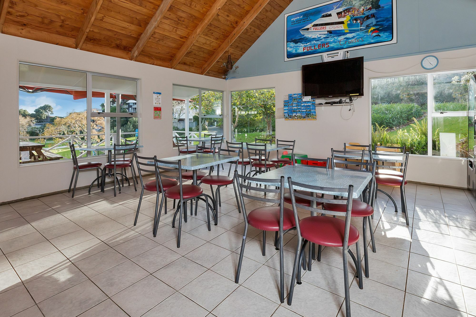 Russell Top 10 Holiday Park Extérieur photo